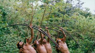 Σύγχρονες φυλές που ζουν ακόμα στη Λίθινη Εποχή Η ζωή στη χώρα των άγριων φυλών